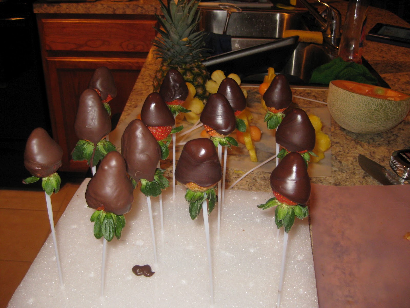 plastic skewers for fruit arrangements